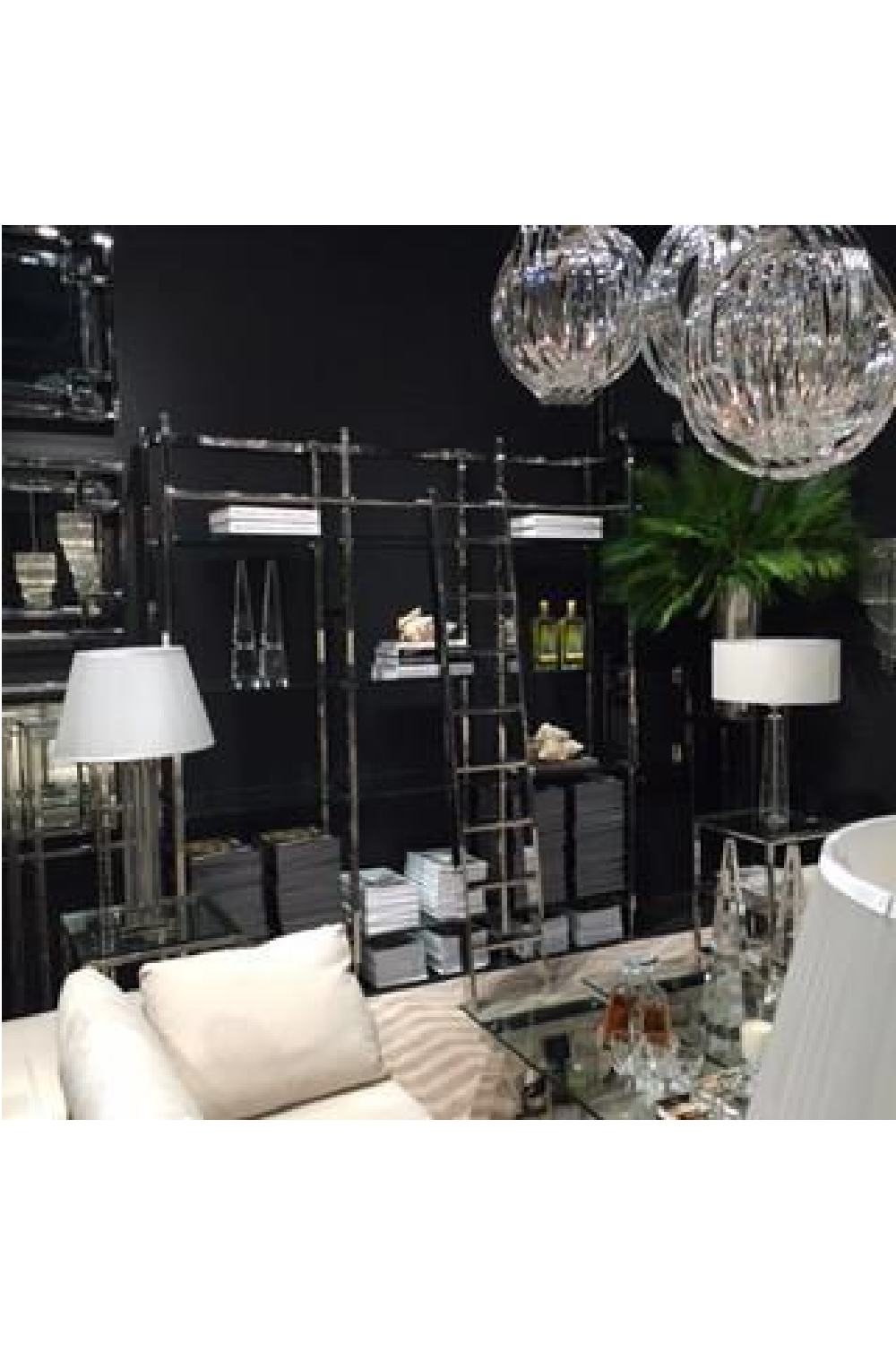 Lucite Loop Chandelier | Eichholtz Marco Polo M | OROA TRADE