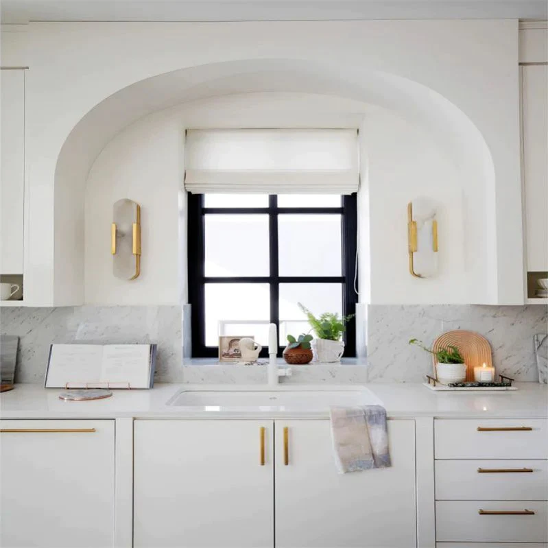 Culoud Elongated Alabaster Wall Sconce