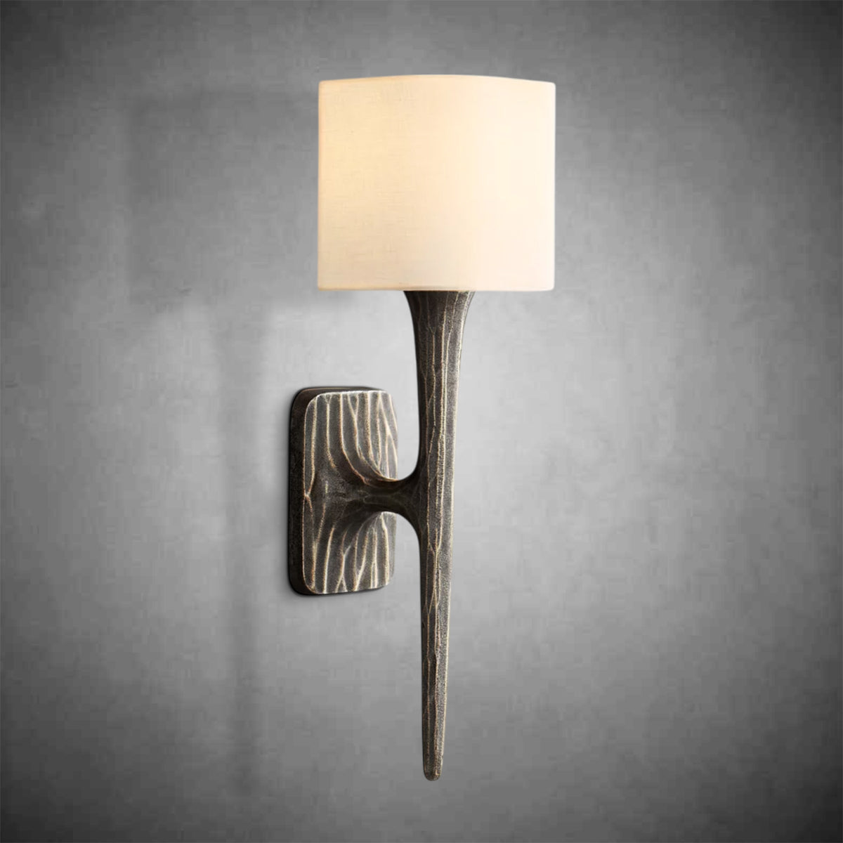 Thadrian Shaded Sconce