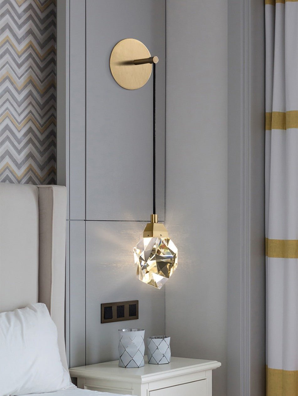 Deniselamp® Gold Minimalist Diamond Design Crystal Pendant Wall Lamp