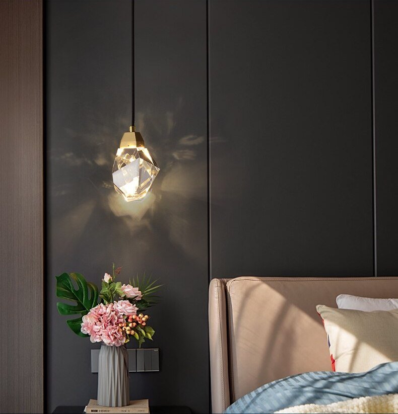 Deniselamp® Gold Minimalist Diamond Design Crystal Pendant Wall Lamp