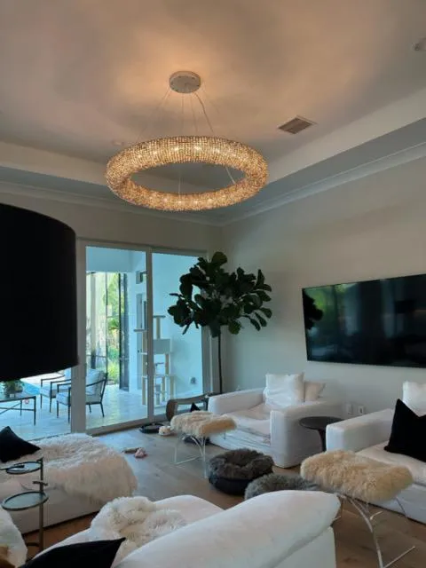 Cannoli Round Chandelier 45"